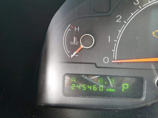 1LNHM86S84Y628535 - 2004 LINCOLN LS 银色 照片 8