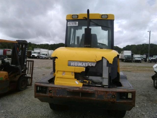 KMTWA065A79H20812 - 2006 KOMATSU WB 140 YELLOW photo 6