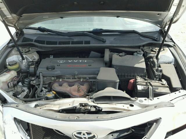 4T4BE46KX9R123645 - 2009 TOYOTA CAMRY BASE SILVER photo 7