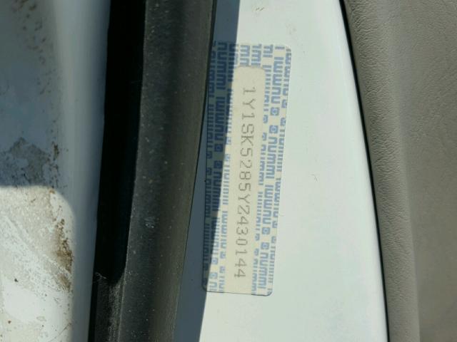 1Y1SK5285YZ430144 - 2000 CHEVROLET GEO PRIZM 白色 照片 10