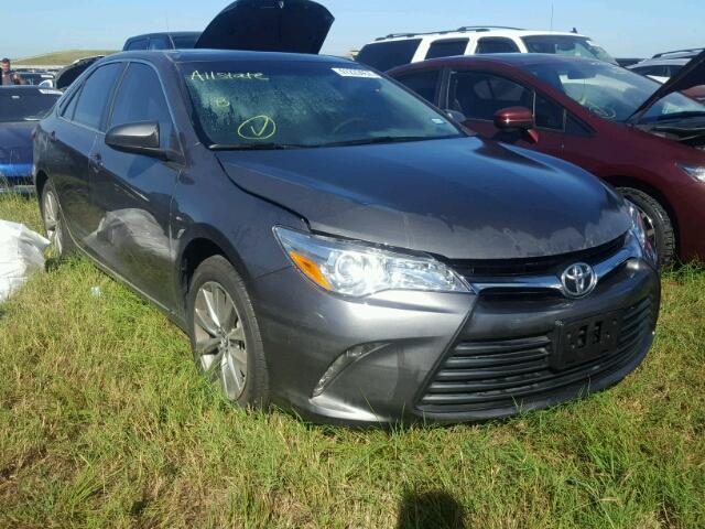 4T1BF1FK0HU759625 - 2017 TOYOTA CAMRY LE GRAY photo 1