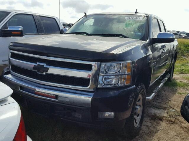 1GCSCSE09AZ119182 - 2010 CHEVROLET SILVERADO BLACK photo 2