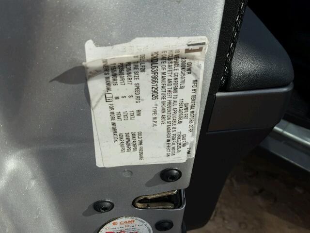 2CKDL63F866129026 - 2006 PONTIAC TORRENT SILVER photo 10