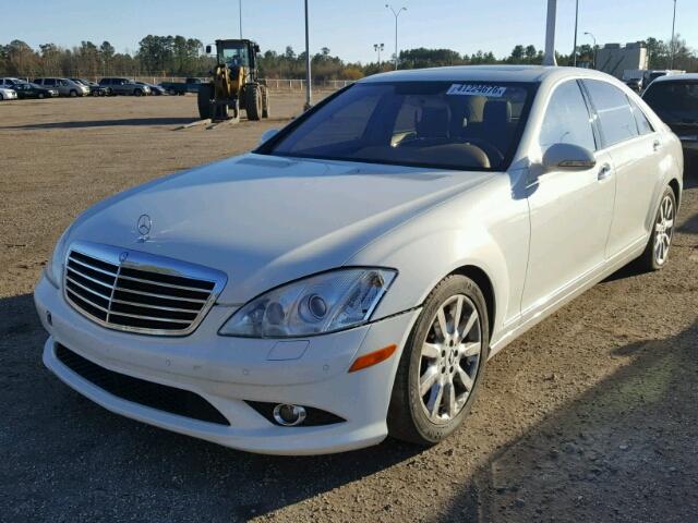 WDDNG71XX7A106455 - 2007 MERCEDES-BENZ S 550 WHITE photo 2