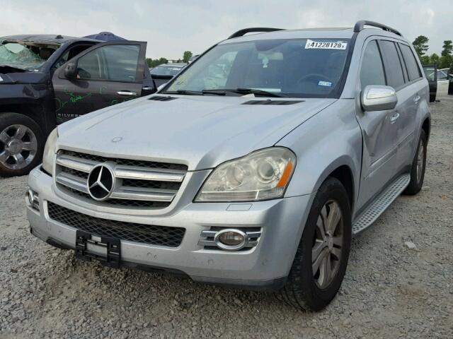 4JGBF71E09A520101 - 2009 MERCEDES-BENZ GL 450 4MA SILVER photo 2