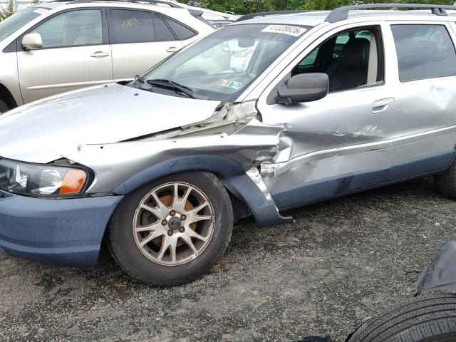 YV1SZ59H941144631 - 2004 VOLVO XC70 SILVER photo 10