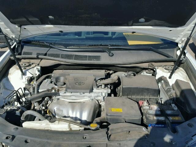 4T1BF1FK8EU792464 - 2014 TOYOTA CAMRY L WHITE photo 7