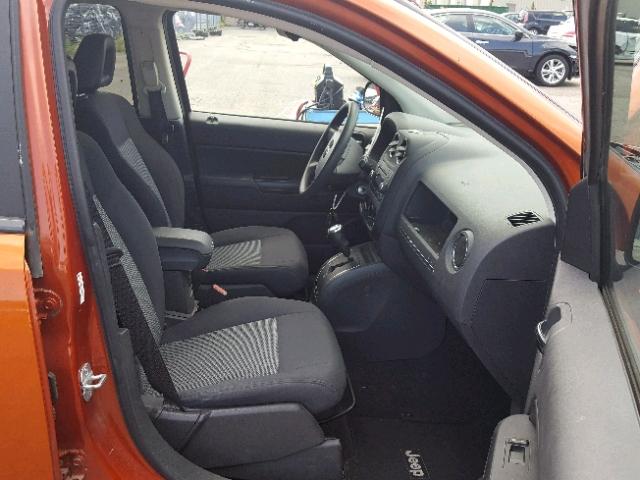 1J4FT47B19D236110 - 2009 JEEP COMPASS SP ORANGE photo 5