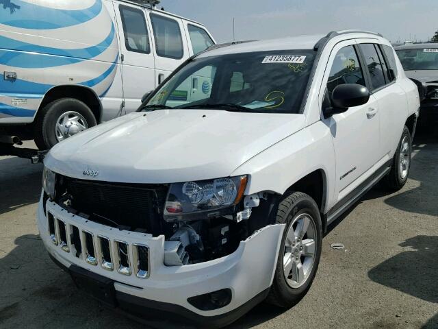 1C4NJCBA2FD273341 - 2015 JEEP COMPASS WHITE photo 2