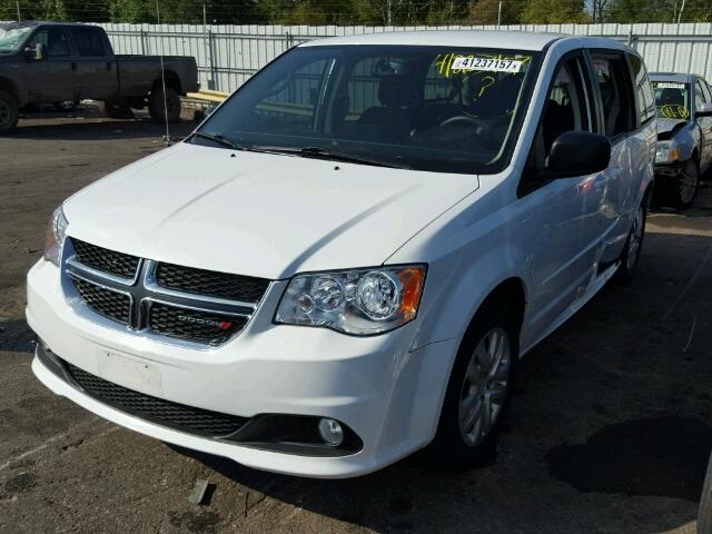 2C4RDGBG9GR134603 - 2016 DODGE GRAND CARA WHITE photo 2