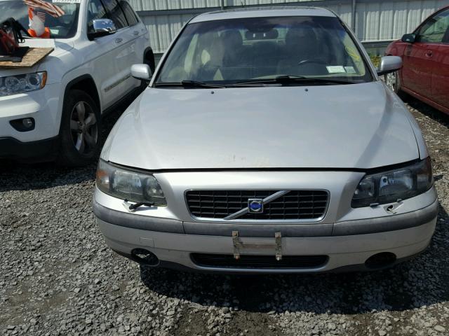 YV1RS64A042409028 - 2004 VOLVO S60 SILVER photo 9
