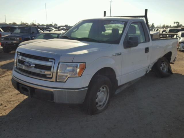 1FTNF1CF8DKE07164 - 2013 FORD F150 WHITE photo 2