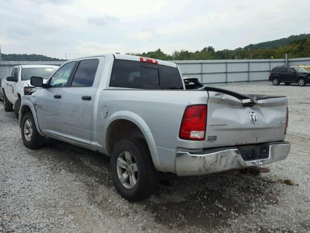 1C6RR7LT3FS704497 - 2015 RAM 1500 SILVER photo 3