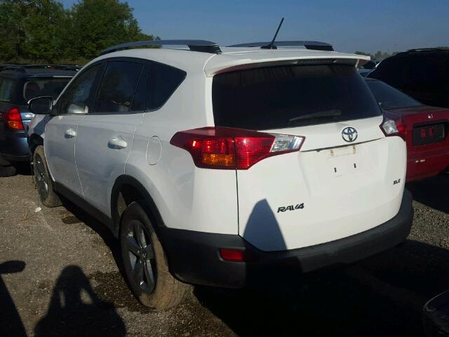 2T3WFREV2FW164789 - 2015 TOYOTA RAV4 XLE WHITE photo 3