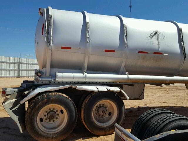 1PMA34229C5010255 - 2012 UTILITY TRAILER SILVER photo 6