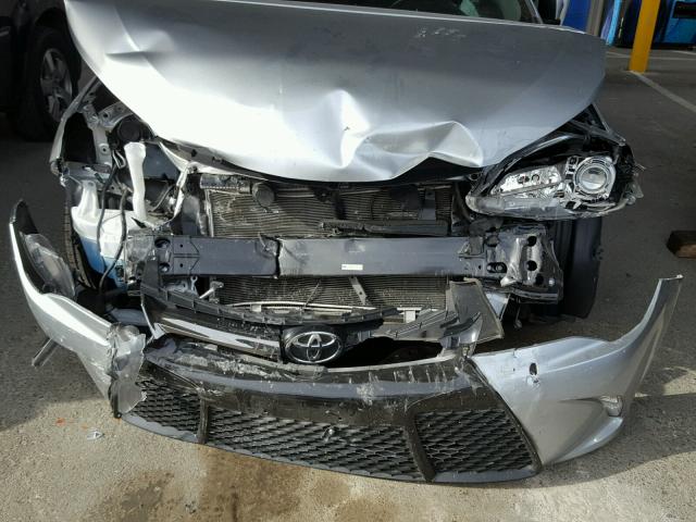 4T1BF1FKXGU242220 - 2016 TOYOTA CAMRY LE SILVER photo 9