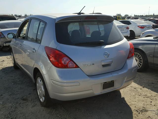 3N1BC13E29L480574 - 2009 NISSAN VERSA SILVER photo 3