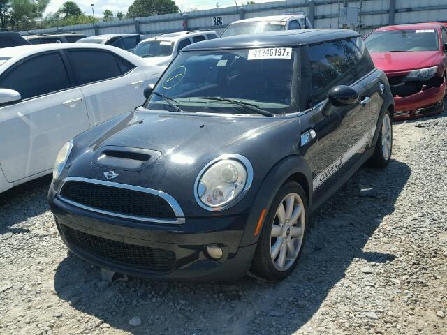 WMWMF7C52ATZ73832 - 2010 MINI COOPER S BLACK photo 2