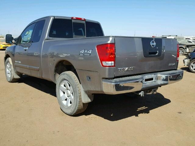 1N6AA06BX6N539339 - 2006 NISSAN TITAN SILVER photo 3