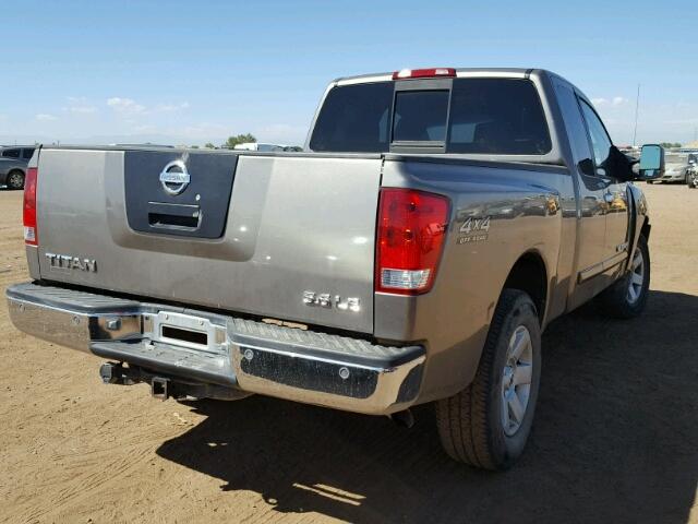 1N6AA06BX6N539339 - 2006 NISSAN TITAN SILVER photo 4