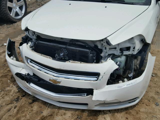 1G1ZG57B284229171 - 2008 CHEVROLET MALIBU LS თეთრი ფოტო 9