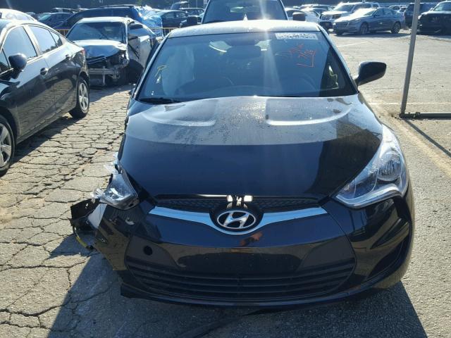 KMHTC6AD9GU303091 - 2016 HYUNDAI VELOSTER B BLACK photo 9