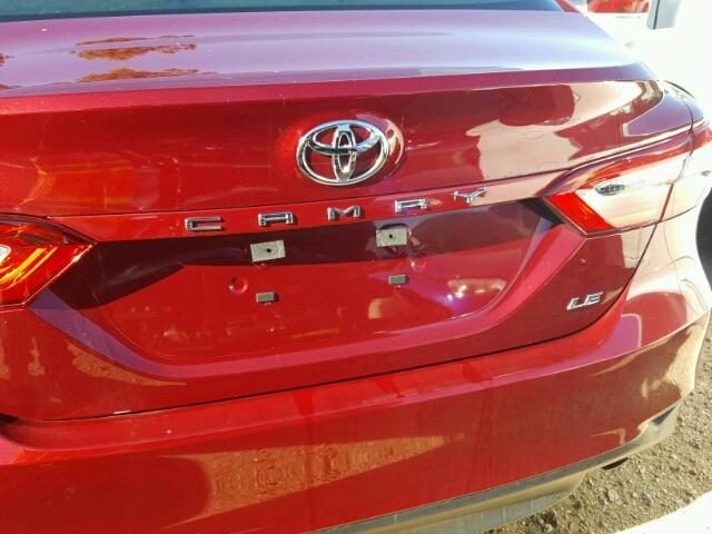 4T1B11HK5JU500159 - 2018 TOYOTA CAMRY L RED photo 9