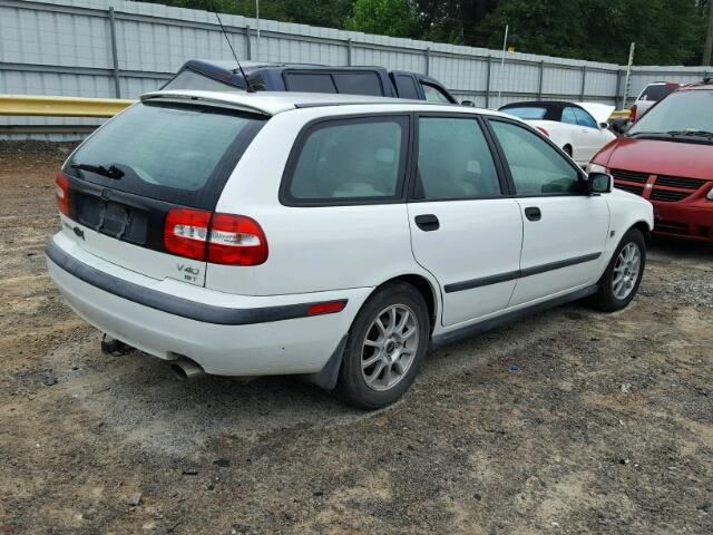 YV1VW29582F820710 - 2002 VOLVO V40 1.9T WHITE photo 4