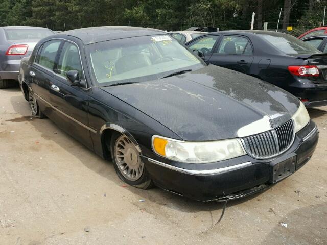 1LNHM83W51Y723475 - 2001 LINCOLN TOWN CAR BLACK photo 1