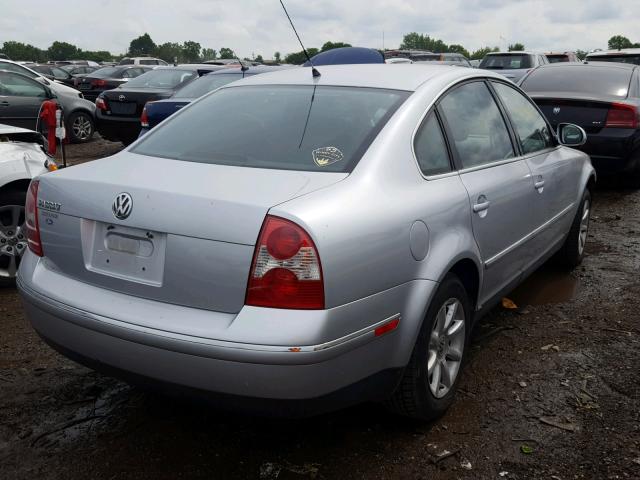 WVWPD63B64P200784 - 2004 VOLKSWAGEN PASSAT GLS SILVER photo 4