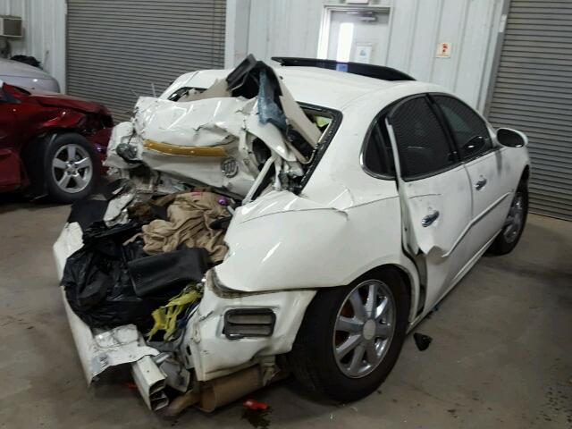 2G4WD582X61278771 - 2006 BUICK LACROSSE C WHITE photo 4