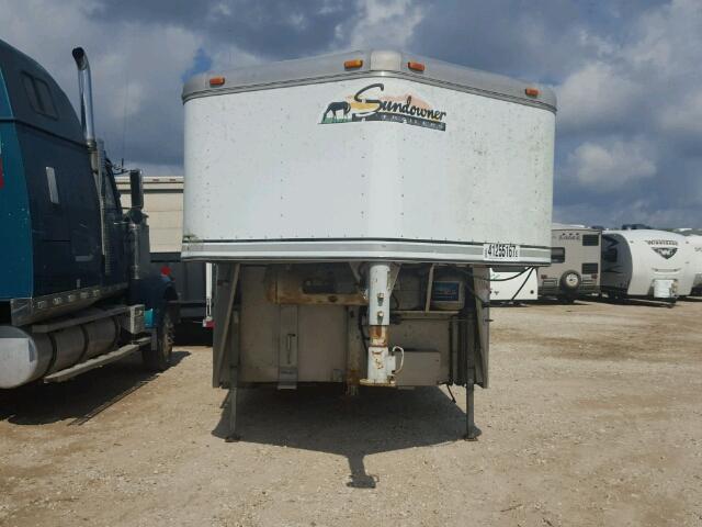 13SLD4122W1LAD882 - 1998 APOL RV WHITE photo 2