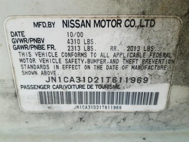 JN1CA31D21T611969 - 2001 NISSAN MAXIMA GXE WHITE photo 10