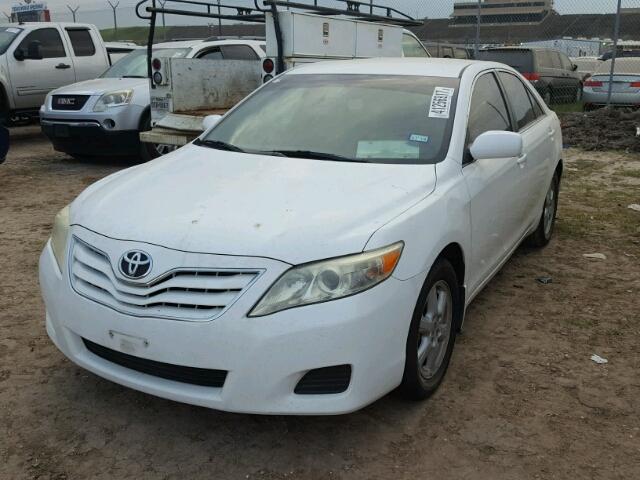 4T4BF3EK7AR060002 - 2010 TOYOTA CAMRY WHITE photo 2