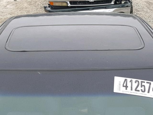 19UYA1257VL018677 - 1997 ACURA 2.2CL შავი ფოტო 9