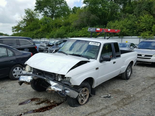 4F4YR16V5YTM09761 - 2000 MAZDA B3000 TROY WHITE photo 2