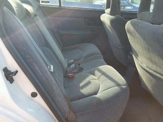 2G4WB52K3W1560409 - 1998 BUICK REGAL LS 白色 照片 6