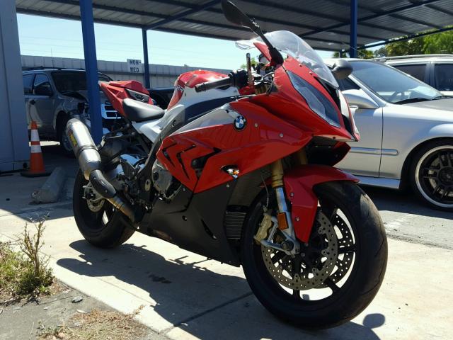 WB10D2103GZ355312 - 2016 BMW S 1000 RR RED photo 1