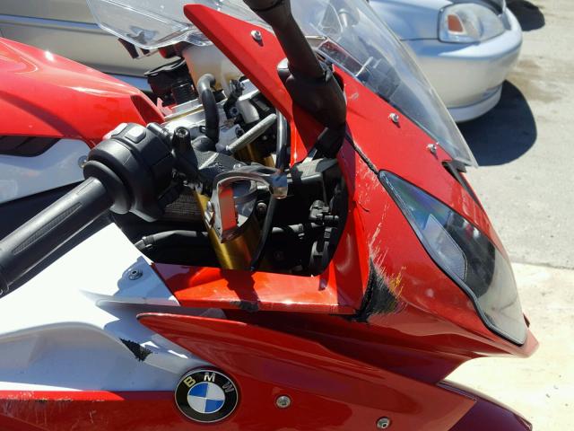 WB10D2103GZ355312 - 2016 BMW S 1000 RR RED photo 9