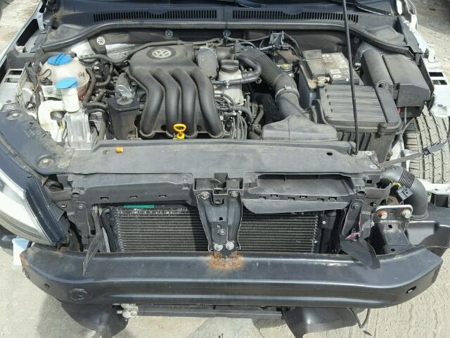 3VW2K7AJ2CM348769 - 2012 VOLKSWAGEN JETTA BASE 银色 照片 7