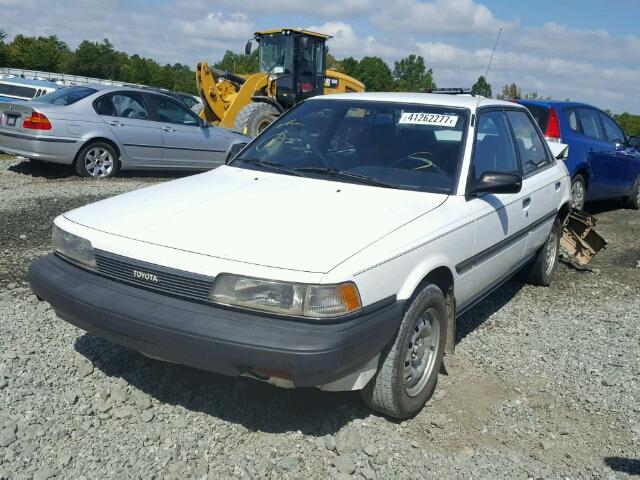 4T1SV21E1LU194546 - 1990 TOYOTA CAMRY DLX WHITE photo 2