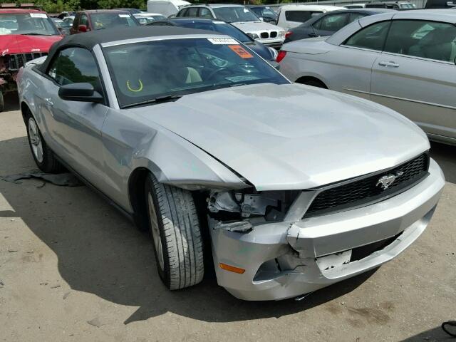 1ZVBP8EM4C5222477 - 2012 FORD MUSTANG SILVER photo 1