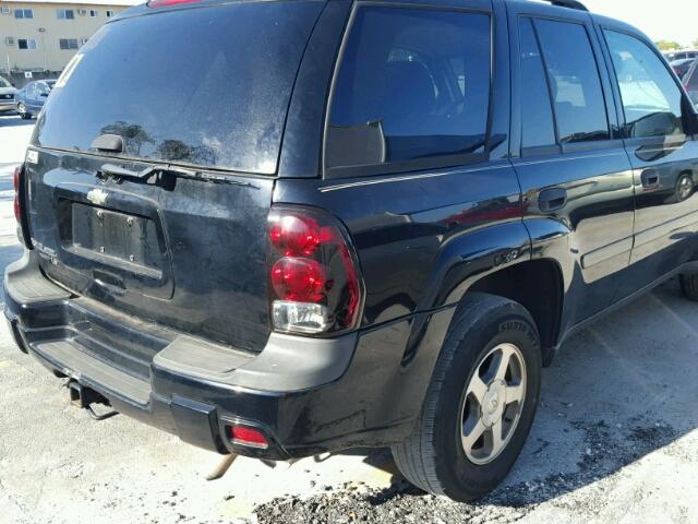 1GNDS13S562181356 - 2006 CHEVROLET TRAILBLAZE BLACK photo 9