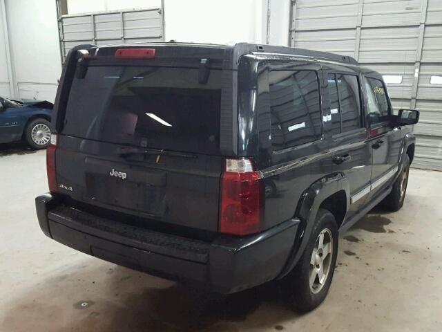 1J4RG4GK7AC128960 - 2010 JEEP COMMANDER BLACK photo 4