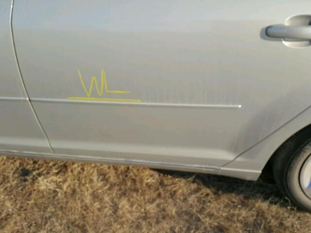 1G1ZC5EB8AF153559 - 2010 CHEVROLET MALIBU ოქროსფერი ფოტო 9