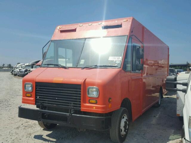5B4LDG292A3443763 - 2010 WORKHORSE CUSTOM CHASSIS COMMERCIAL RED photo 2