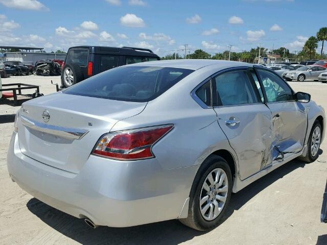 1N4AL3APXFC197197 - 2015 NISSAN ALTIMA 2.5 SILVER photo 4