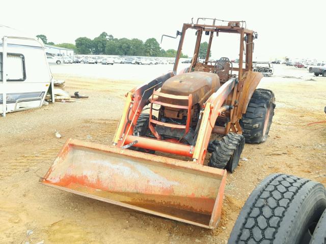 50357 - 2008 KUTA TRACTOR RED photo 2