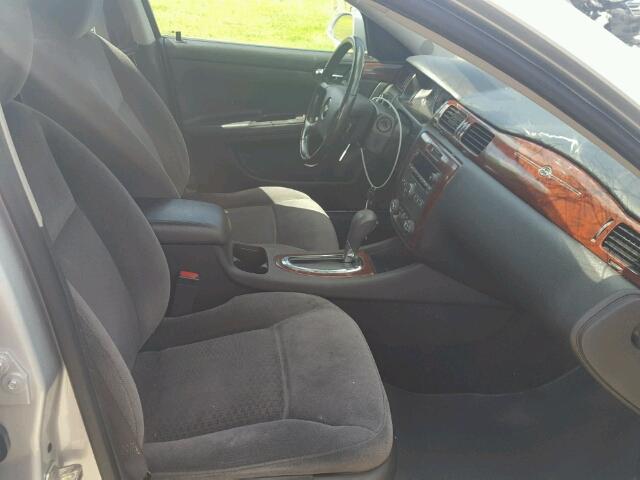 2G1WB5EK4A1133788 - 2010 CHEVROLET IMPALA 银色 照片 5