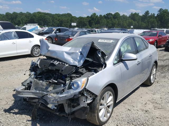 1G4PR5SK5D4152138 - 2013 BUICK VERANO CON SILVER photo 2